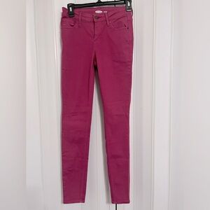 Preowned size 0 OldNavy fuschia pink Rockstar Super Skinny jeans